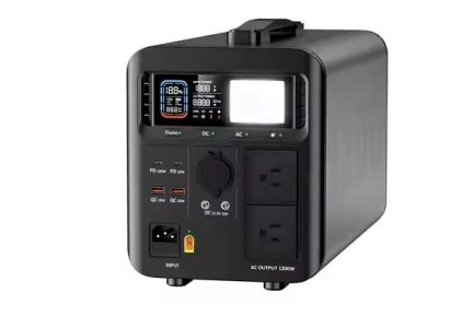 500W 1000W 1500W 2000W LifePO4 Battery Portable Outdoor Backup Power Station In Emergency Power Shortage